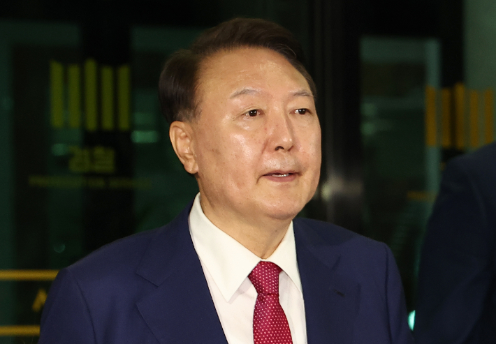 尹 구속영장 '외환죄' 빠진 배경은…신병 확보 후 '급물살' 전망