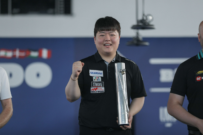 '당구 신동, 2년 만에 세계 1위 탈환' 조명우, 3년 만에 월드컵 정상 등극