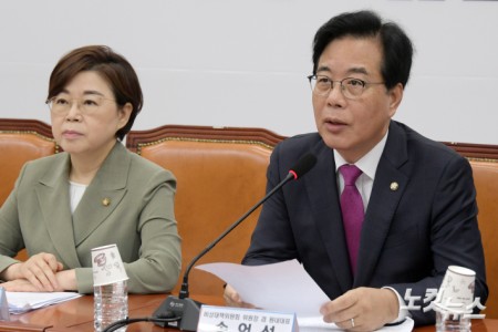 국민의힘 송언석 비상대책위원장 겸 원내대표가 7일 서울 여의도 국회에서 열린 비상대책위원회의에서 발언을 하고 있다.