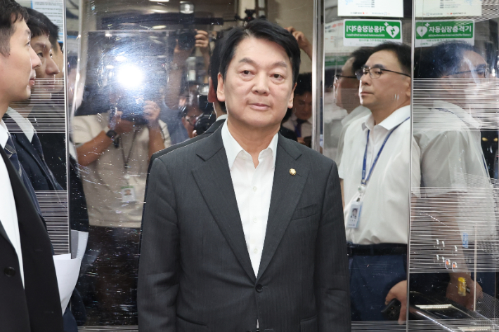 안철수도 이재영도 몰랐던 혁신위 명단…국힘 대혼란 국면