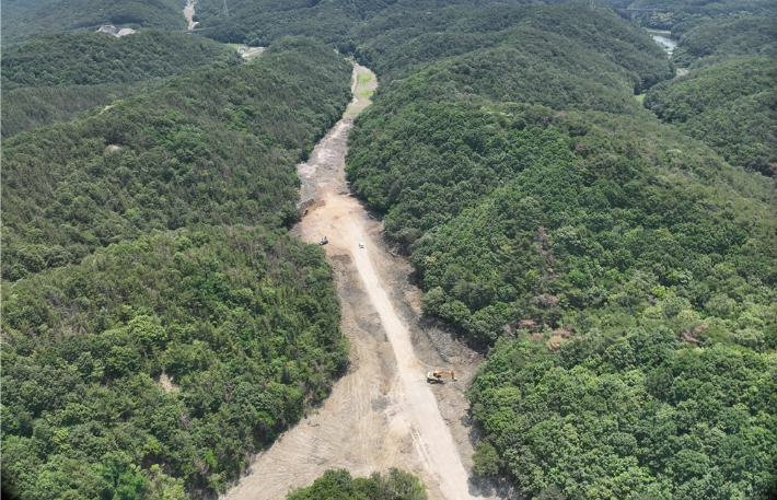 울주군은 삼동면 하잠리 1449번지 일대 총 4만9천㎡의 불법 개발행위자에 대해 수사기관에 고발하고 원상회복 명령을 내렸다. 울주군 제공
