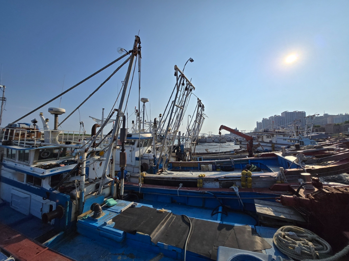 어선 모습. 군산해양경찰서 제공