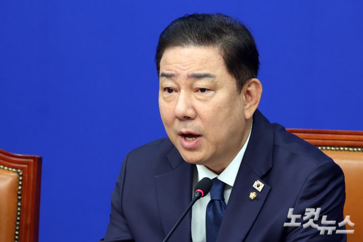 김병기 "내란수괴 尹에게 1분의 자유도 허용해선 안 돼"