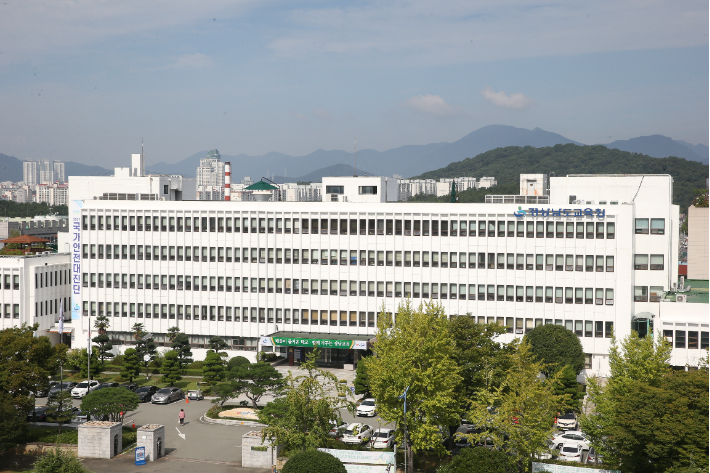 경남교육청, 추경안 3570억 증액 편성…예산심사 관문 남아