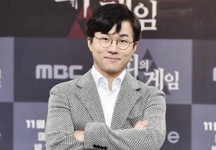 359만 유튜버 슈카 '일본해' 지도 노출 사과…"100% 제 잘못"