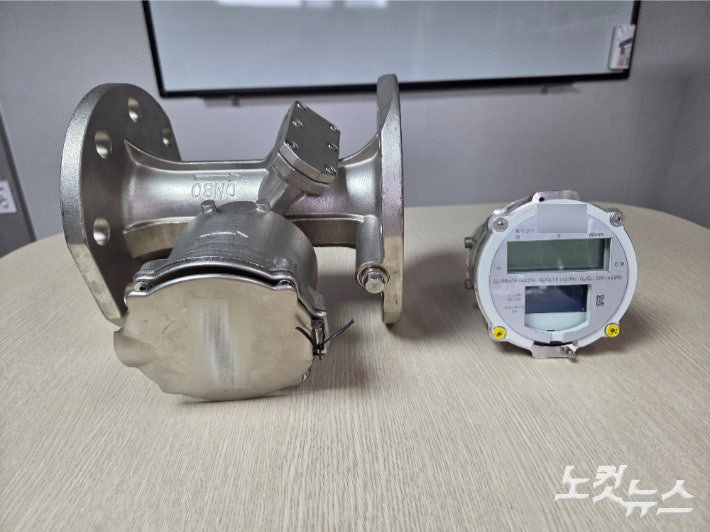 독일의 계량기 제조업체 Z사가 스마트 기능을 담아 새롭게 출시한 수도계량기. 정성욱 기자