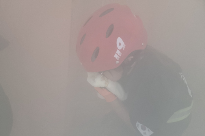 강원특별자치도소방본부는 도내 초등학교를 대상으로 화재대피법과 119신고 요령에 대해 교육을 실시한다고 9일 밝혔다. 강원소방본부 제공