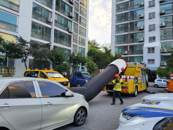지하 주차장 화재로 정전이 발생한 남양주시 화도읍의 한 아파트. 남양주시 제공