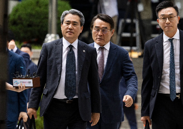 [속보]특검 "尹변호인 영장유출 수사착수…자료 조사 단계"