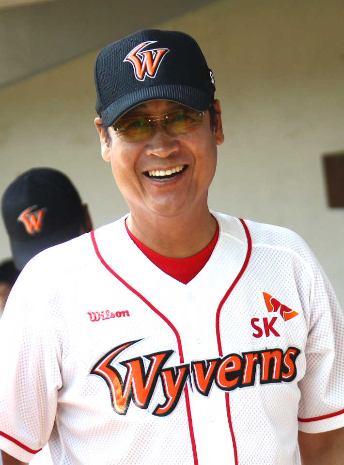 2014년 SK 사령탑 시절의 김용희 전 감독. SK 와이번스 제공