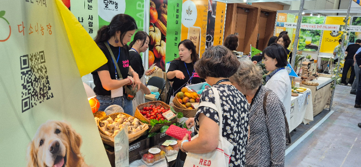 제주국제컨벤션센터에서 사흘간 열리는 '제7회 푸파페 제주(Food tech & Farming @ JEJU Fair)'가 11일 개막했다. 제주CBS