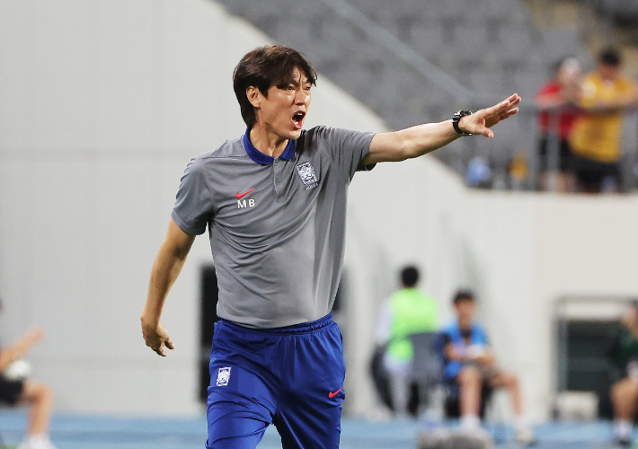 동아시안컵, '숙명의 한일전'만 남았다…홍명보 감독 "이기고 우승하겠다"