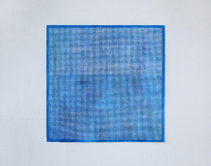 김수영, '36864', 종이 위에 아크릴, 종이 조형, 100x100cm(2024). 김리아갤러리 제공