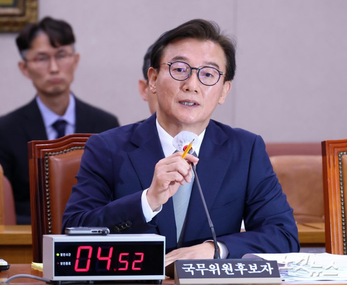 전재수 "해수부 부산 이전, 1만배 효과…시장 출마? 생각할 겨를 없어"