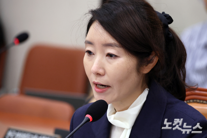 경찰, 강선우 '가족 위장전입 의혹' 고발장 접수해 수사 착수