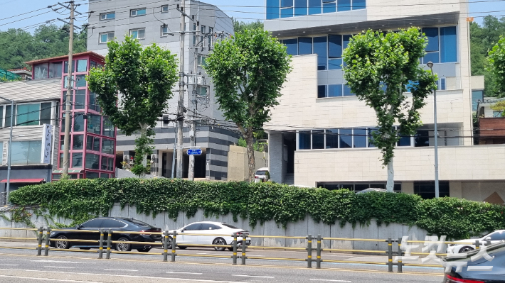 폭염·폭우 극한 날씨에 여기저기 땅꺼짐…올여름도 발밑 '불안'