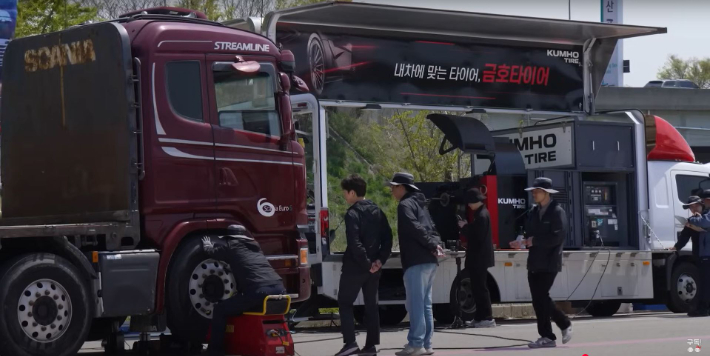 금호타이어는 오는 22일부터 '타이어 무상점검 캠페인'을 진행한다고 15일 밝혔다. 금호타이어 제공