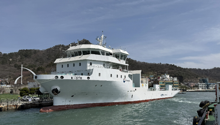 친환경선박 기술개발 공모사업-친환경선박 혼합연료 기술개발 및 실증사업 실증선(K-GTB). 전라남도 제공