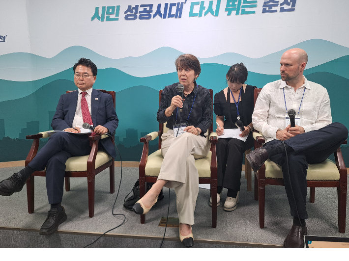 고전 읽고 질문하는 '그레이트 북스'…춘천 교육 중심축 바뀐다