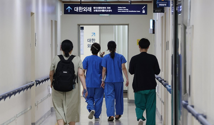 의대생 이어 전공의-의협-수련병원 '복귀 방안' 논의