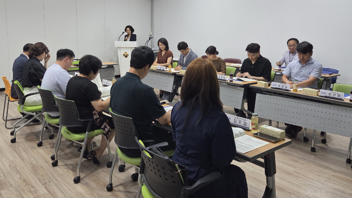 광주광역시는 최근 보육정책위원회를 열어 어린이집 0~2세 및 장애아동에 대한 보육료 수납한도액을 5% 인상, 고시했다고 16일 밝혔다. 광주시 제공