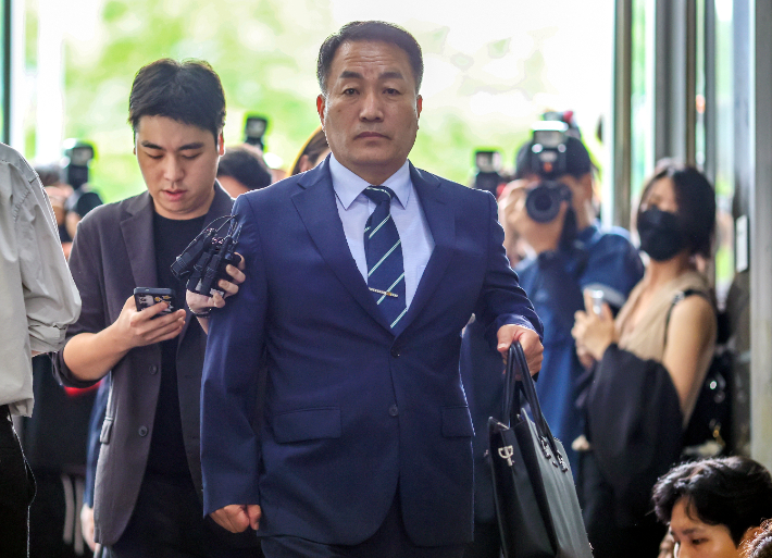[속보]해병특검 "김계환 전 해병대사령관 내일 추가 조사"