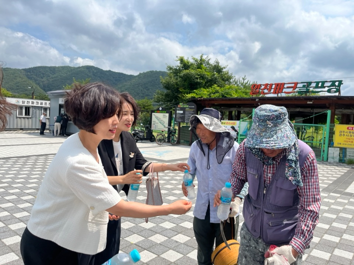 경주시가 취약계층 근로현장을 집중 점검하고 있다. 경주시 제공
