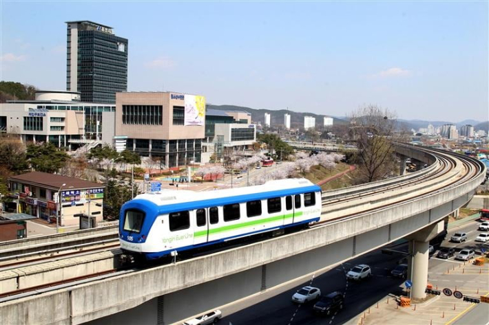 용인경전철. 용인시 제공