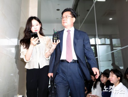 강의구 전 대통령실 부속실장, 해병특검 출석