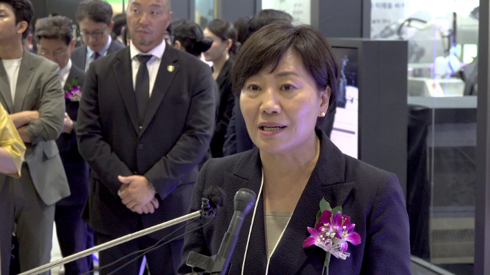 농촌, 농업용 로봇이 해법 된다...수확부터 도축까지 자동화 - 뉴스 썸네일 이미지