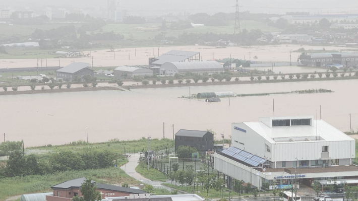 집중호우가 내린 충남 아산시 득산동 인근. 독자 제공