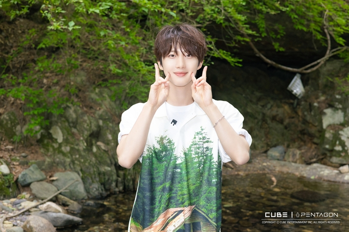 펜타곤 후이. 펜타곤 공식 트위터