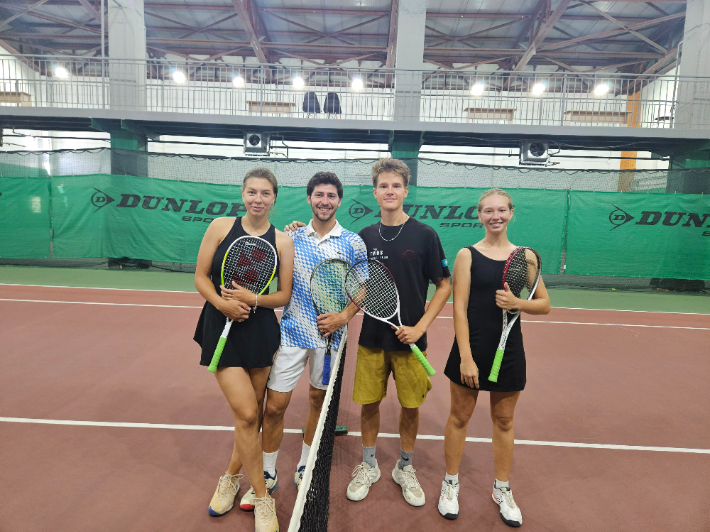 제1회 카자흐컵 국제소프트테니스대회에 출전한 중앙아시아 선수들. 협회