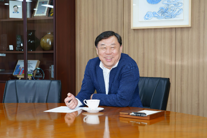 김종훈 울산동구청장은 지난 3년간 주민들의 삶을 빨리 정상화하기 위해 절박한 마음으로 달려왔다고 했다. 사진 동구청 제공 