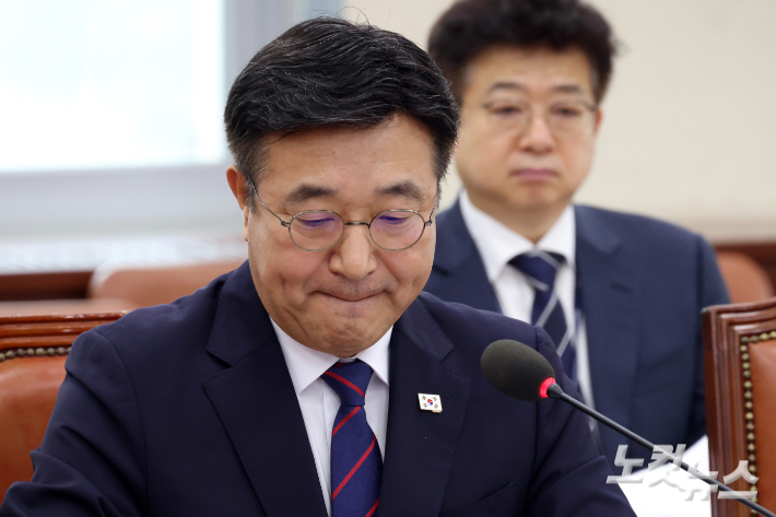 윤호중 "국민안전권 구현"…음주운전·민간인 감금사건  등 사과
