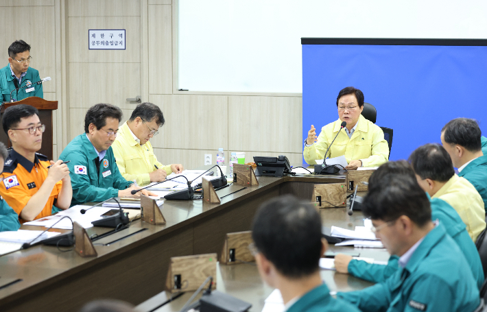 또 300mm 물폭탄 예보…박완수 "위험 요인엔 과잉 대응 필요"