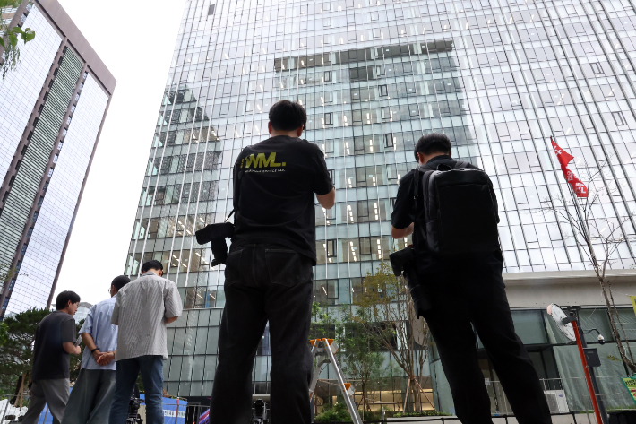 김건희 특검, 카카오모빌리티 CFO 소환…'집사 게이트' 수사 고삐
