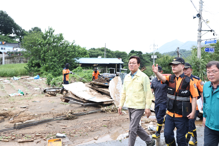 박완수 지사 산청군 피해 현장 점검. 경남도청 제공 