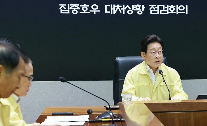 역대급 폭우에 李대통령 "특별재난지역 조속히 선정"