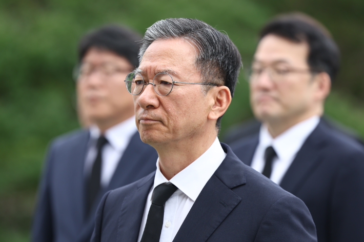정성호 신임 법무장관 "국민 눈높이 맞는 검찰개혁 완수"