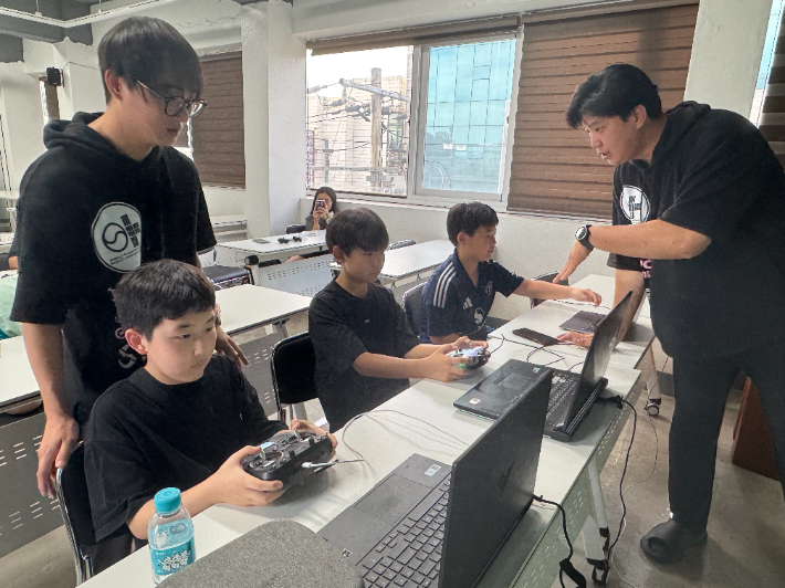 포항YMCA, 청소년 'FPV레이싱 드론' 교육 운영