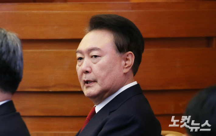 "찌질한 윤석열씨, 센 척하지 마라"[어텐션 뉴스]