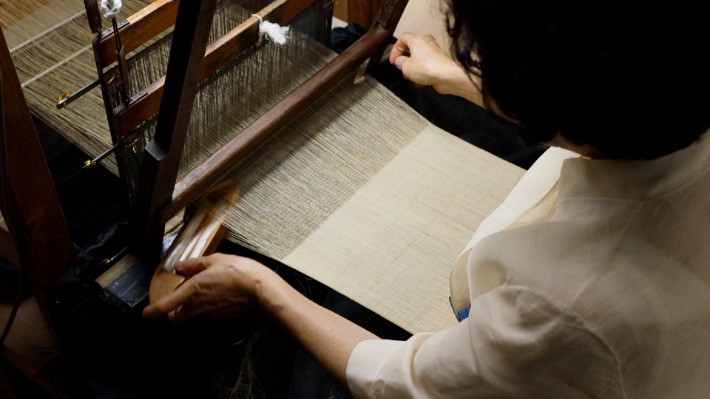 한산모시 짜는 모습. 노컷TV캡처