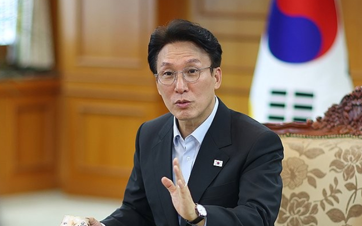 김민석 국무총리 아시아태평양경제협력체(APEC) 정상회의 관련 인터뷰를 하고 있다. 연합뉴스