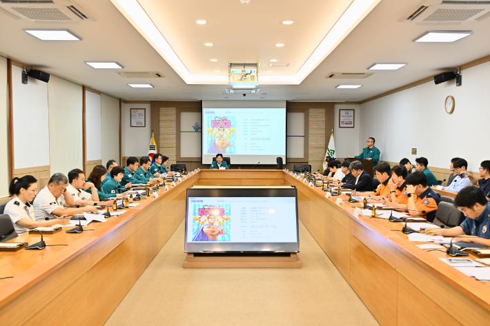  흠뻑쇼 관련 관계기관 합동 대책회의. 속초시 제공