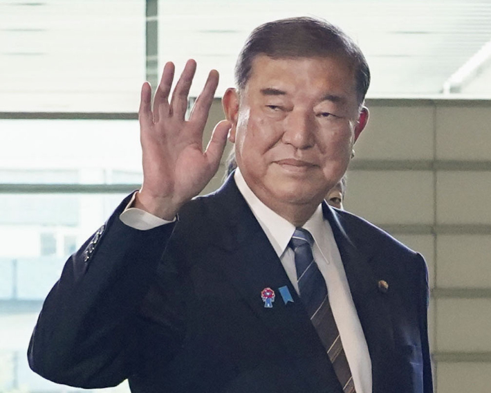 미일 무역 협상 타결, 관저 들어가는 이시바 시게루 일본 총리. 연합뉴스