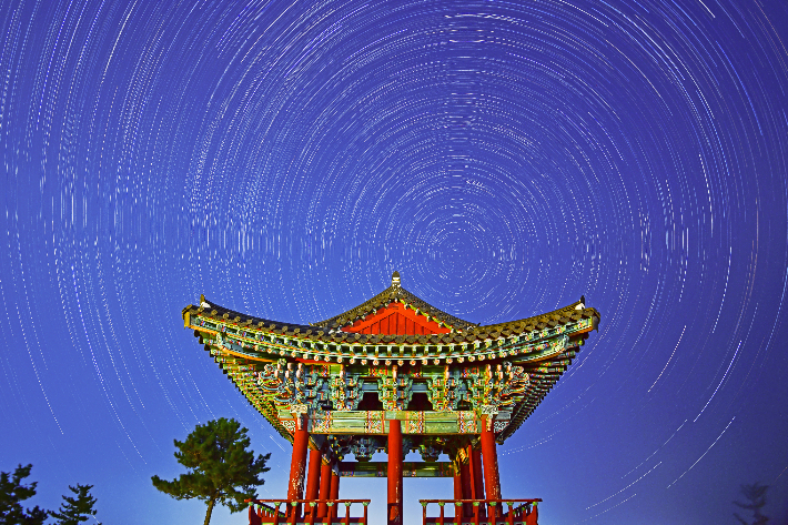 관동팔경 중 하나로 꼽히는 울진 망양정 야경. 울진군 제공