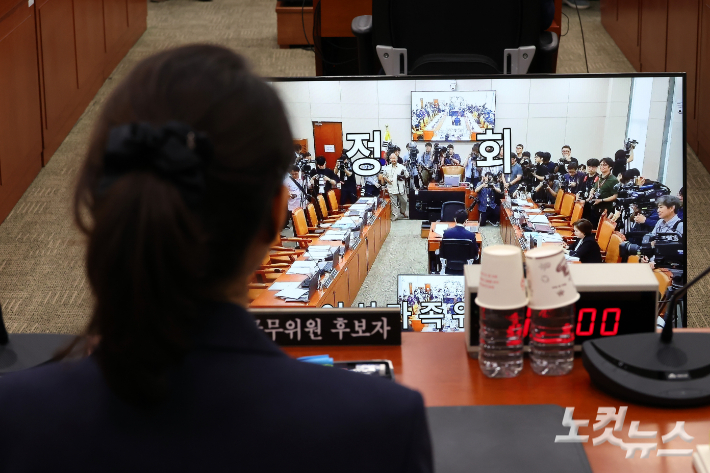강선우가 깬 '현역불패 신화'…임명에서 사퇴까지 한 달