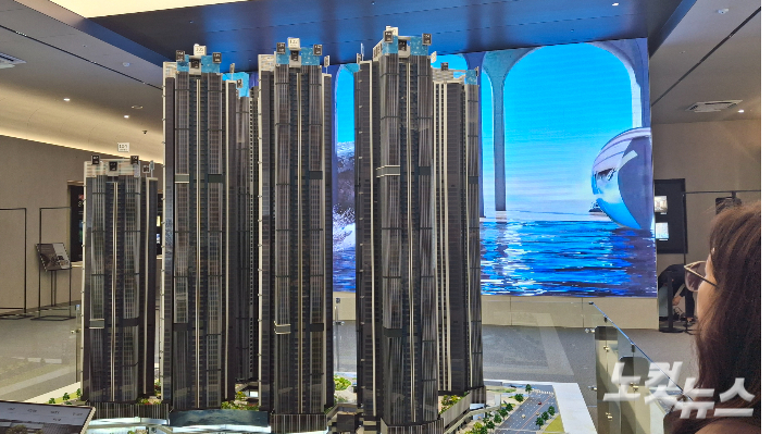 르엘 리버파크 견본주택에 마련된 모형도. 강민정 기자