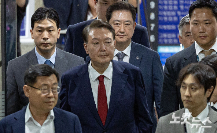 [속보]尹, 내란재판 3주 연속 불출석…재판부 "조사 진행"